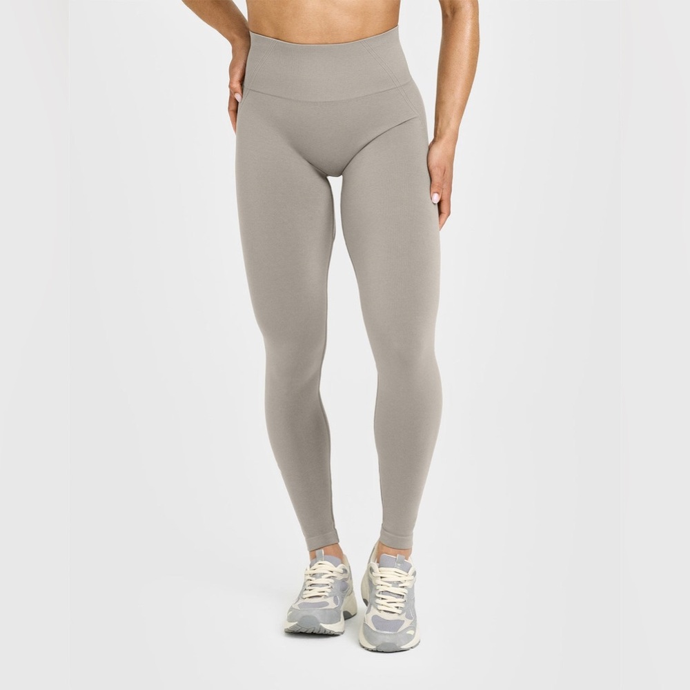 Oner Active Effortlesslift Seamless Leggings Size M regular length Warm Sand